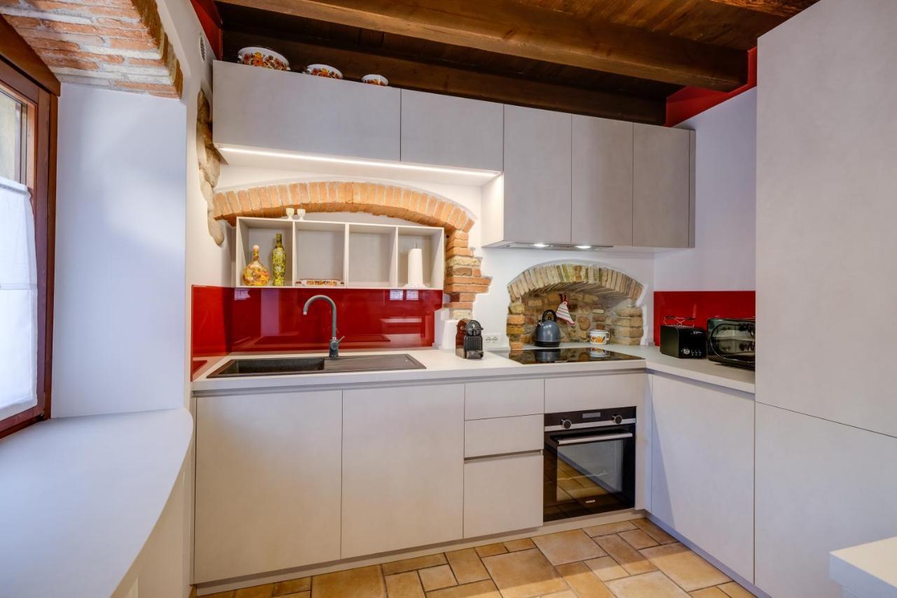 Ca' Gremal - Casa Vacanze Tra Le Colline Del Garda - Calmasino Di Bardolino エクステリア 写真